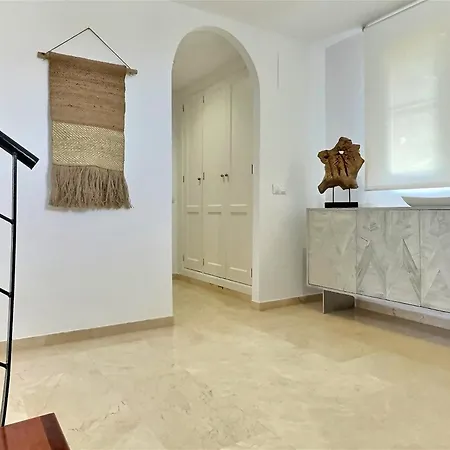 Incredible Sea Views In Three-bedroom Penthouse * Sotogrande